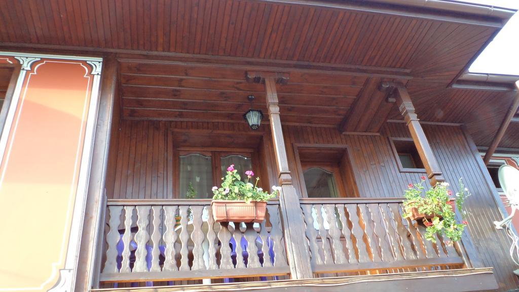 Chuchura Family Hotel コプリフシティツァ エクステリア 写真