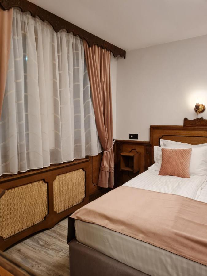 Chuchura Family Hotel コプリフシティツァ エクステリア 写真
