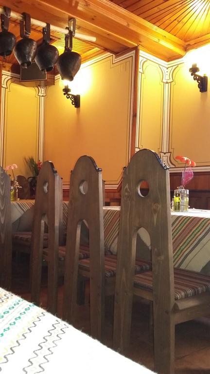 Chuchura Family Hotel コプリフシティツァ エクステリア 写真